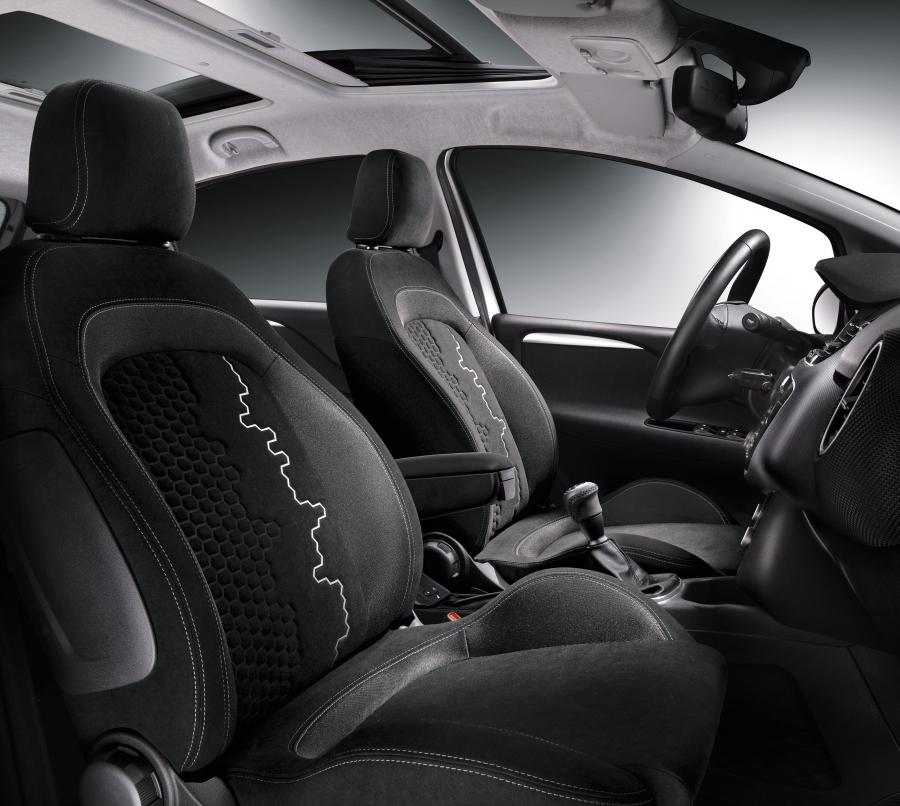  Fiat Punto 2012 года  (фото 9 из 44)